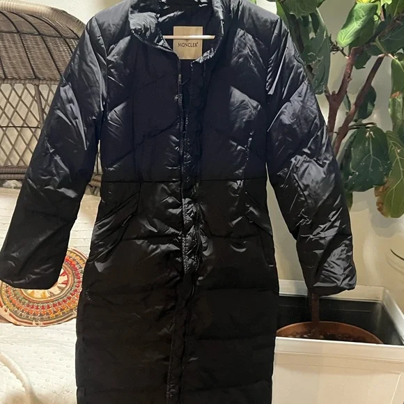 Moncler Black Long Puffer Coat - Picture 3 of 15